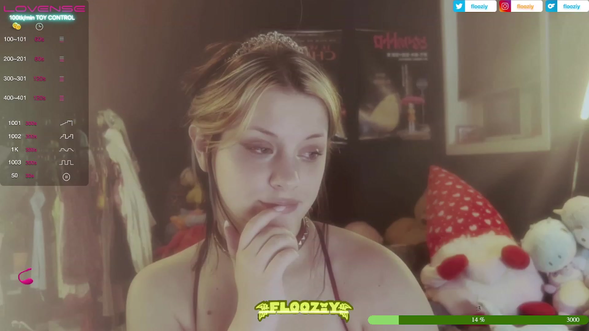 Gallery image thumbnail from flooziy's myfreecams stream on, 06/15/2023, 08:28 image 18 of 20