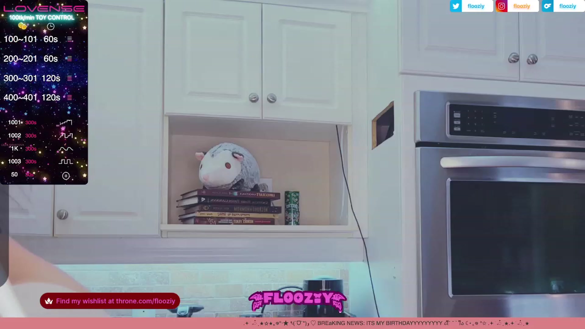Gallery image thumbnail from flooziy's myfreecams stream on, 07/12/2023, 03:27 image 4 of 20