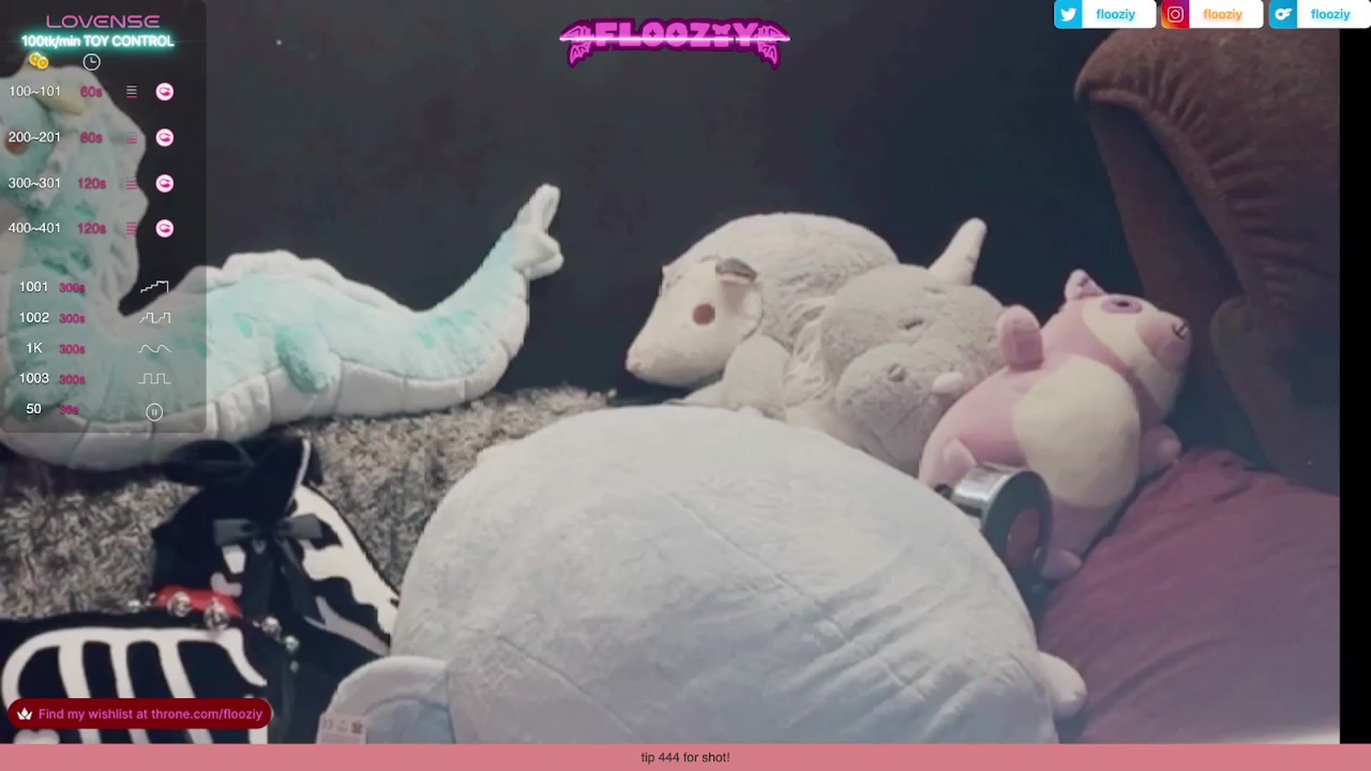 Gallery image thumbnail from flooziy's myfreecams stream on, 09/15/2023, 07:40 image 13 of 20