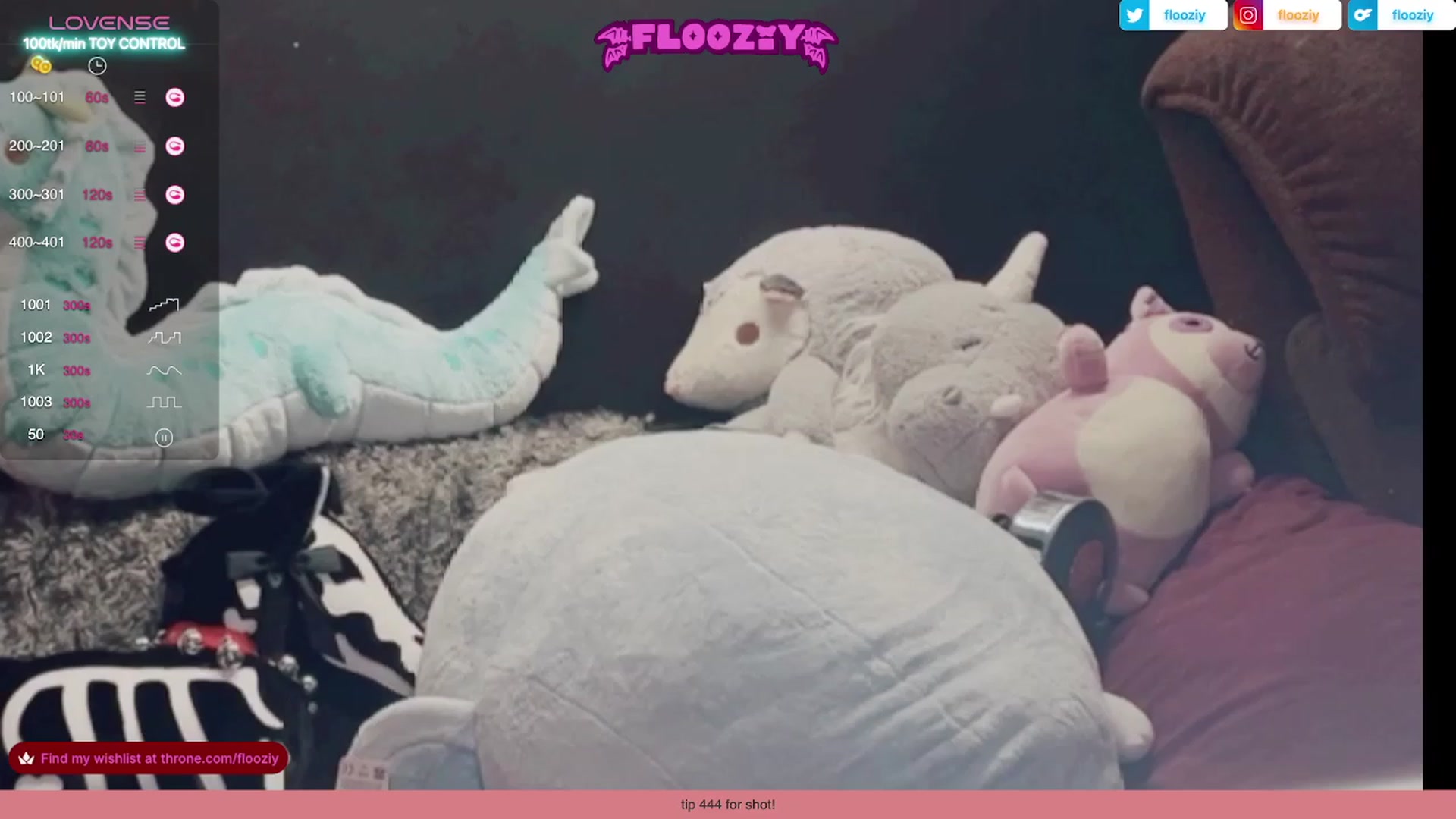 Gallery image thumbnail from flooziy's myfreecams stream on, 09/15/2023, 07:40 image 8 of 20