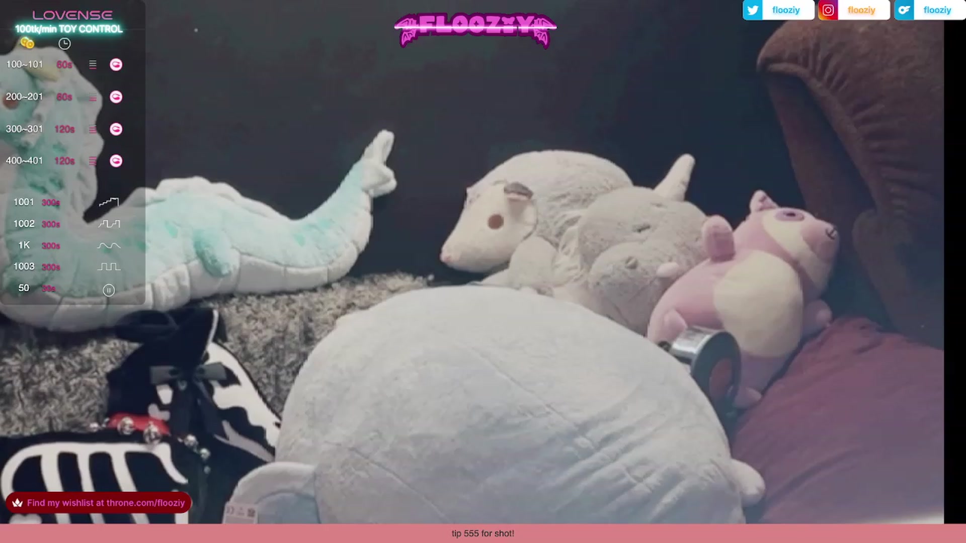 Gallery image thumbnail from flooziy's myfreecams stream on, 09/15/2023, 08:02 image 15 of 20