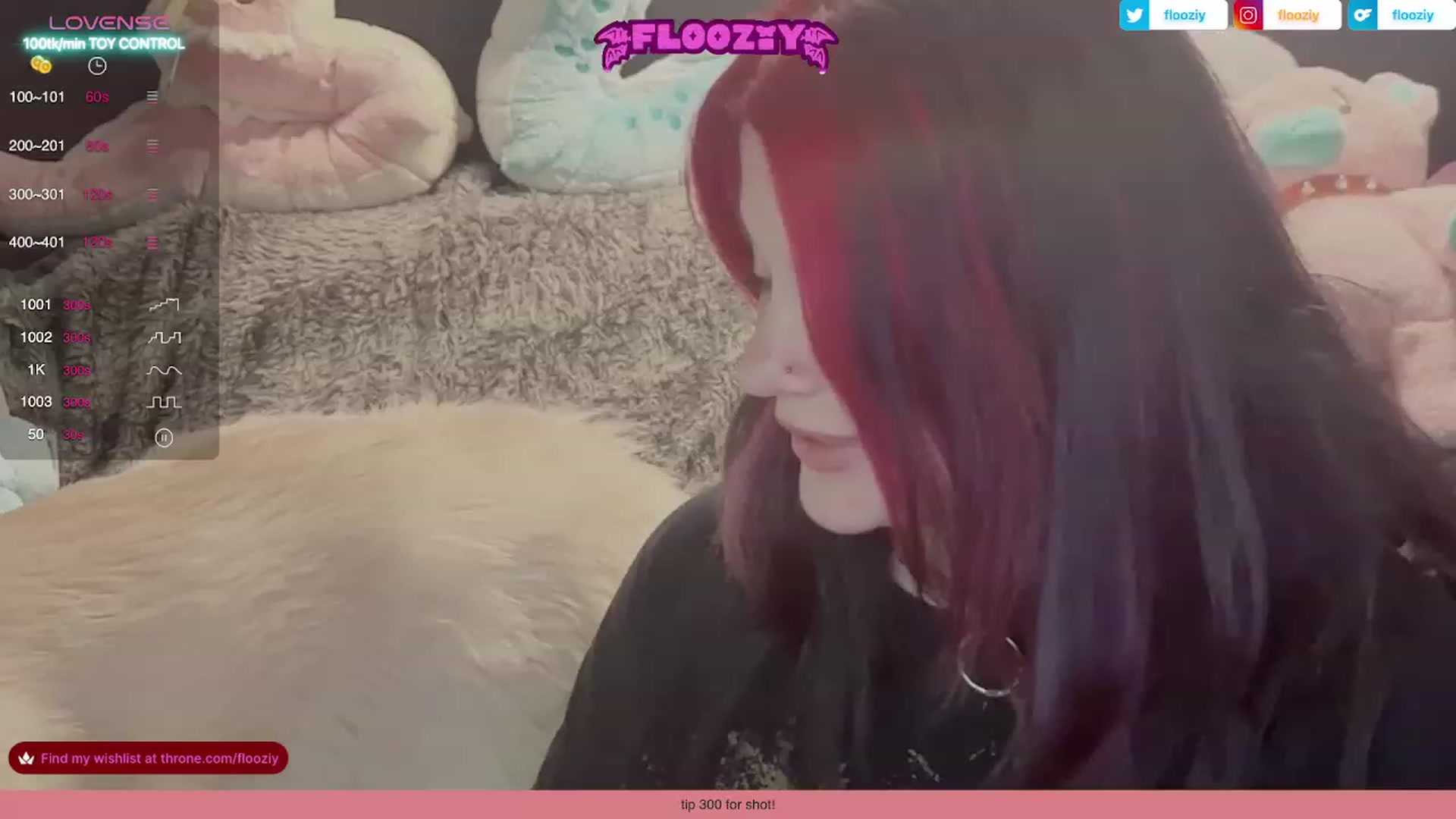 Gallery image thumbnail from flooziy's myfreecams stream on, 09/28/2023, 02:53 image 1 of 20