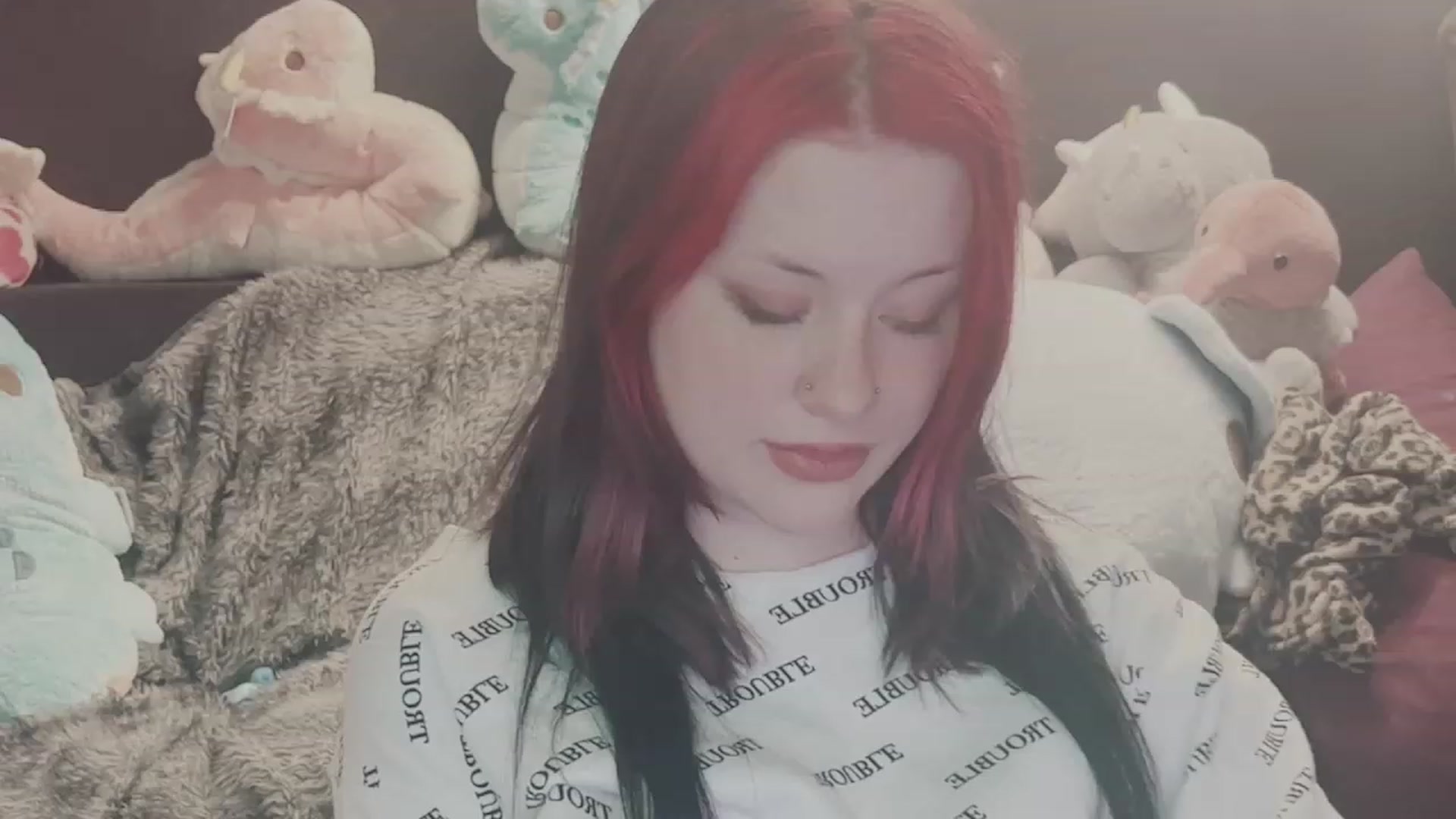 Gallery image thumbnail from flooziy's myfreecams stream on, 09/29/2023, 07:58 image 6 of 20