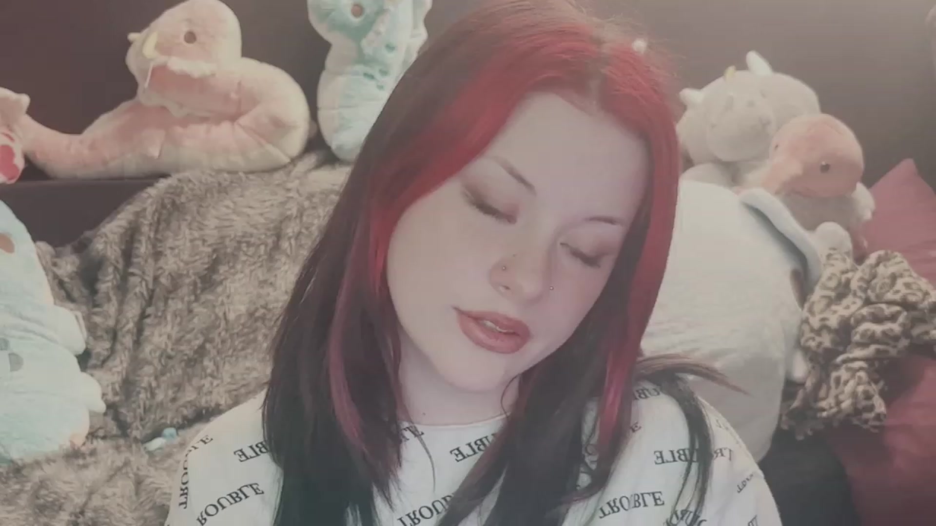 Gallery image thumbnail from flooziy's myfreecams stream on, 09/29/2023, 07:58 image 14 of 20