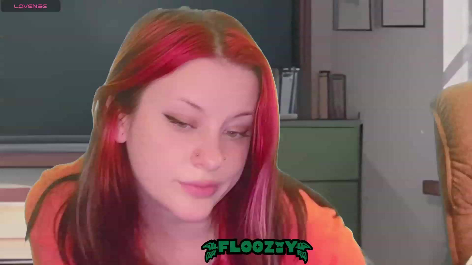 Gallery image thumbnail from flooziy's myfreecams stream on, 10/11/2023, 08:07 image 3 of 20