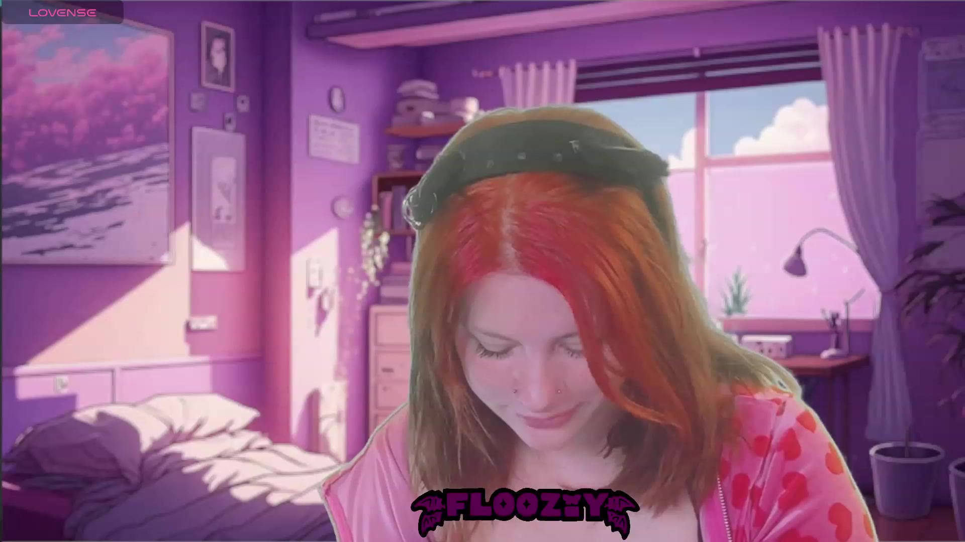 Gallery image thumbnail from flooziy's myfreecams stream on, 10/14/2023, 09:38 image 1 of 20