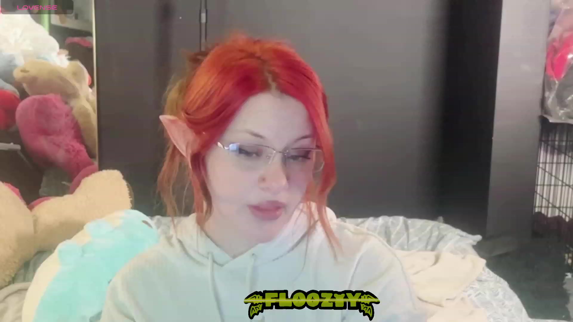 Gallery image thumbnail from flooziy's myfreecams stream on, 10/22/2023, 09:53 image 3 of 20