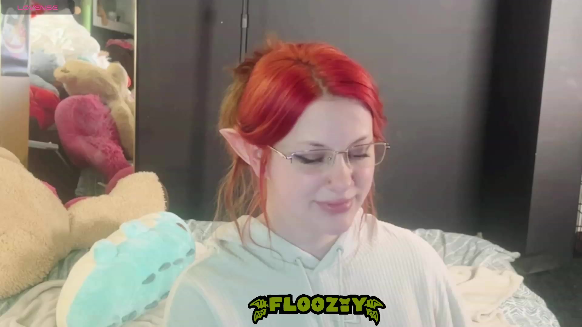 Gallery image thumbnail from flooziy's myfreecams stream on, 10/22/2023, 09:53 image 19 of 20