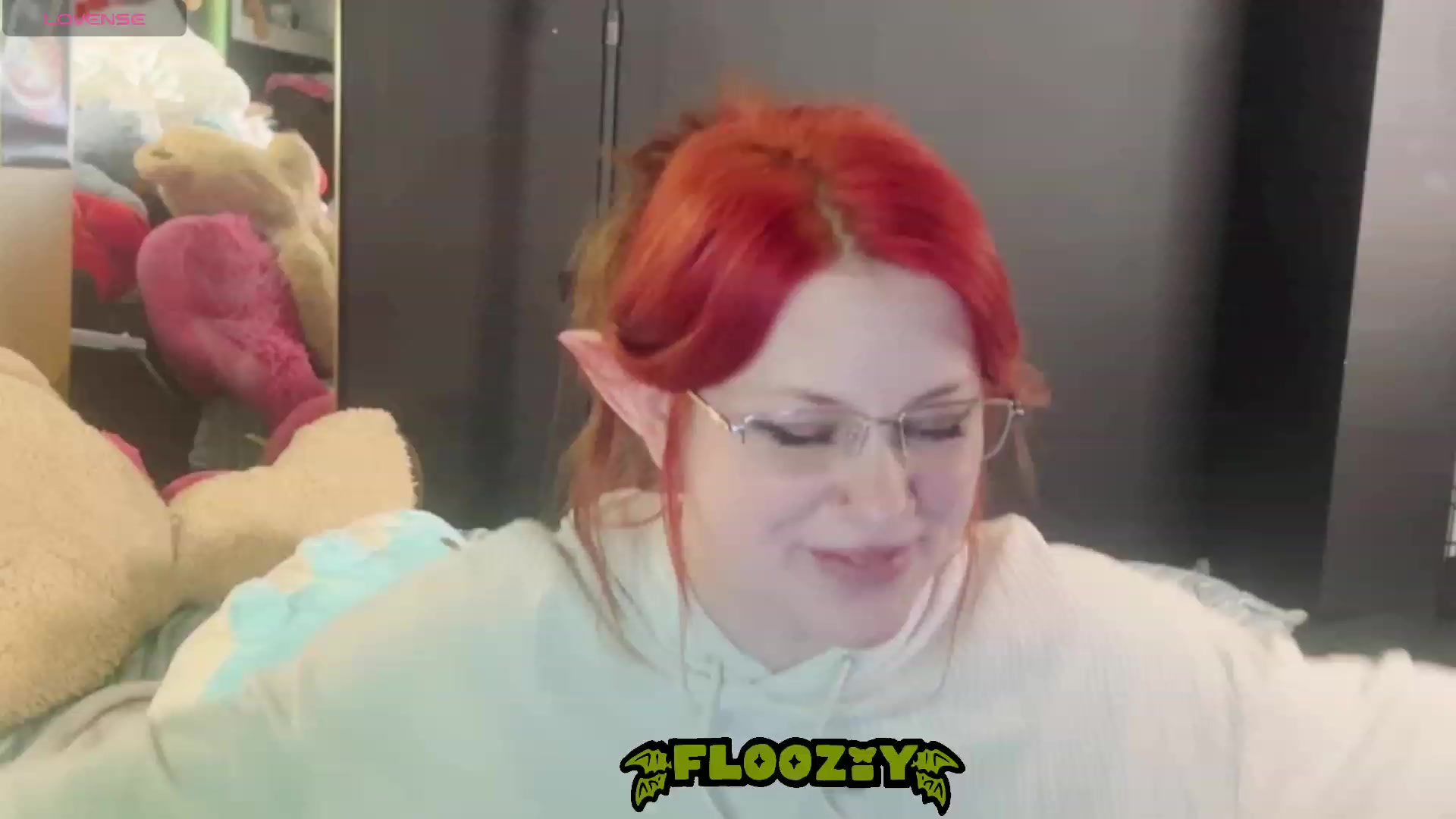 Gallery image thumbnail from flooziy's myfreecams stream on, 10/22/2023, 09:53 image 10 of 20