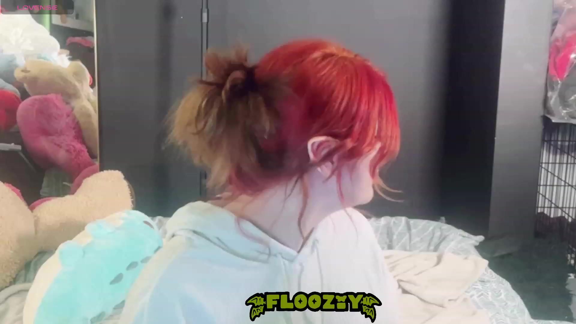 Gallery image thumbnail from flooziy's myfreecams stream on, 10/22/2023, 09:53 image 2 of 20