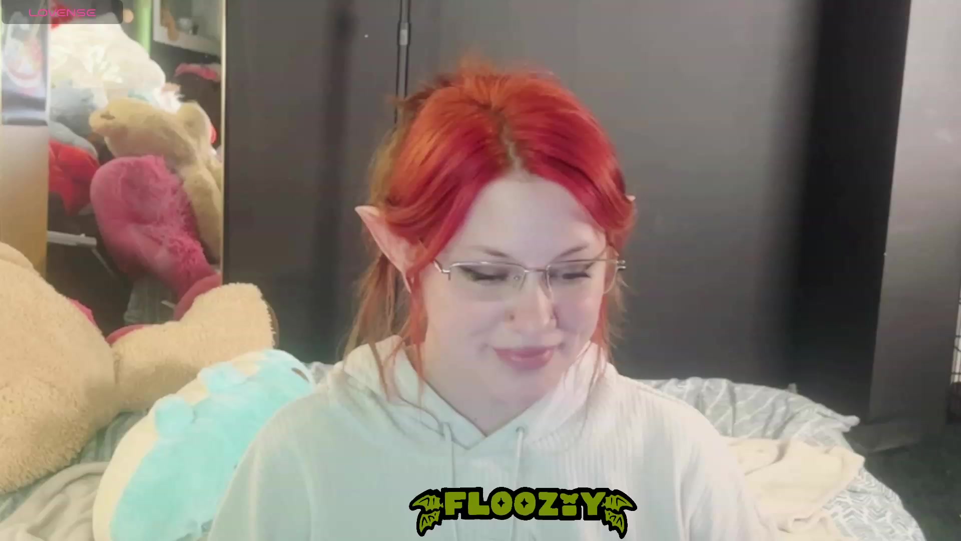 Gallery image thumbnail from flooziy's myfreecams stream on, 10/22/2023, 09:53 image 13 of 20
