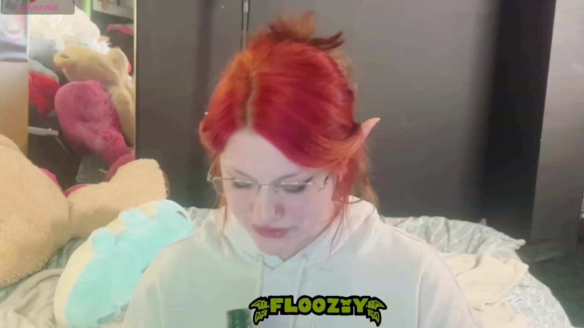 Gallery image thumbnail from flooziy's myfreecams stream on, 10/22/2023, 09:53 image 8 of 20
