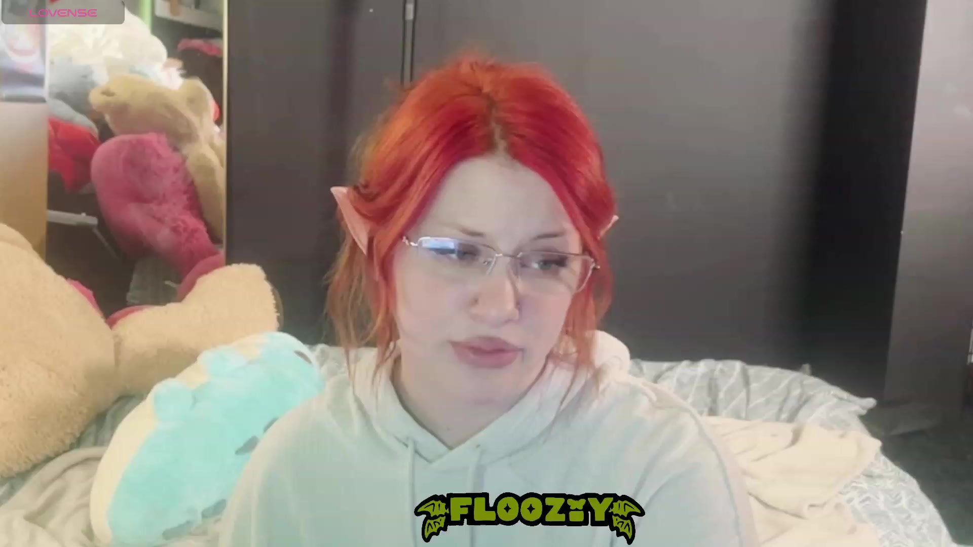 Gallery image thumbnail from flooziy's myfreecams stream on, 10/22/2023, 09:53 image 6 of 20