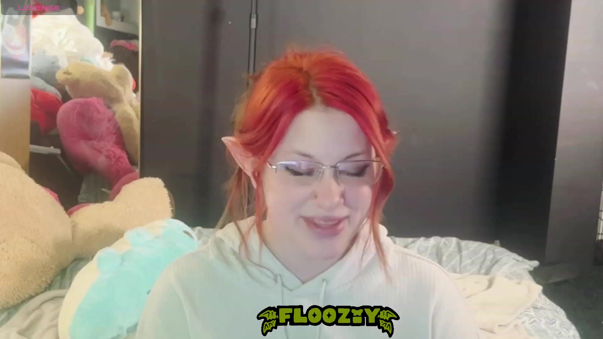 Gallery image thumbnail from flooziy's myfreecams stream on, 10/22/2023, 09:53 image 14 of 20