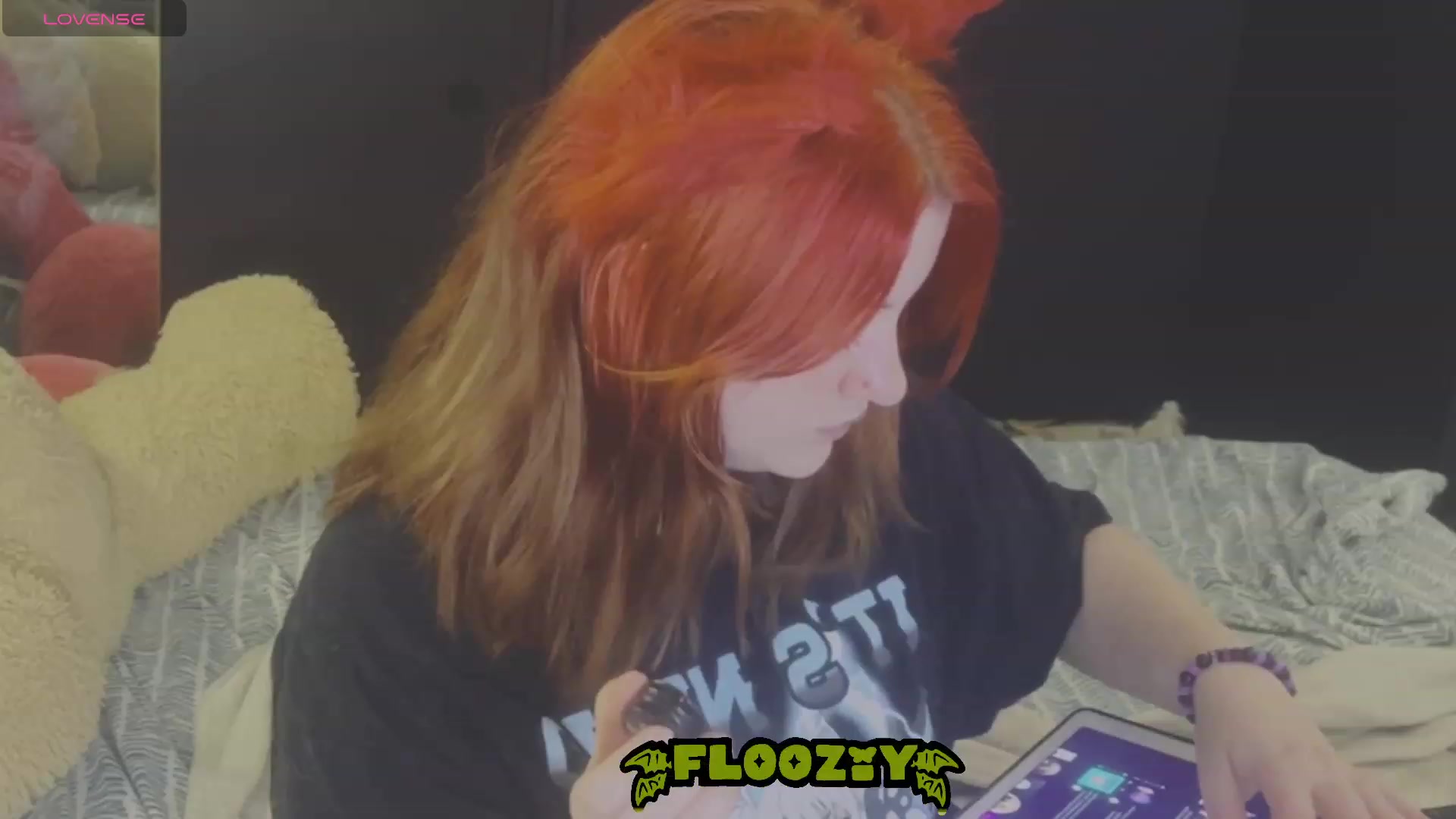 Gallery image thumbnail from flooziy's myfreecams stream on, 10/23/2023, 09:44 image 9 of 20