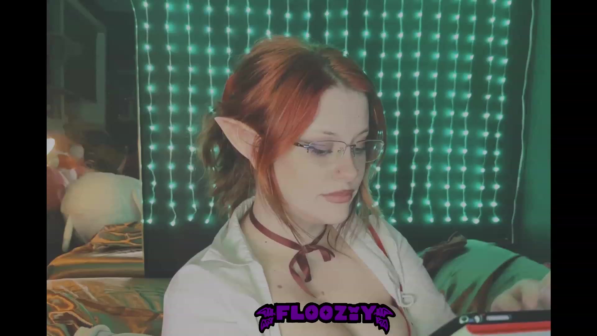 Gallery image thumbnail from flooziy's myfreecams stream on, 10/27/2023, 09:00 image 9 of 20