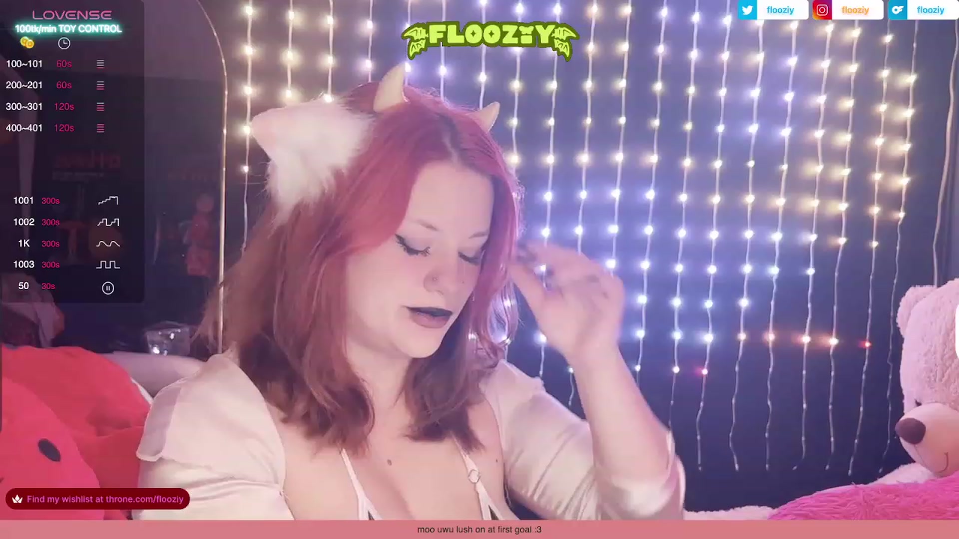 Gallery image thumbnail from flooziy's myfreecams stream on, 10/31/2023, 01:40 image 12 of 20