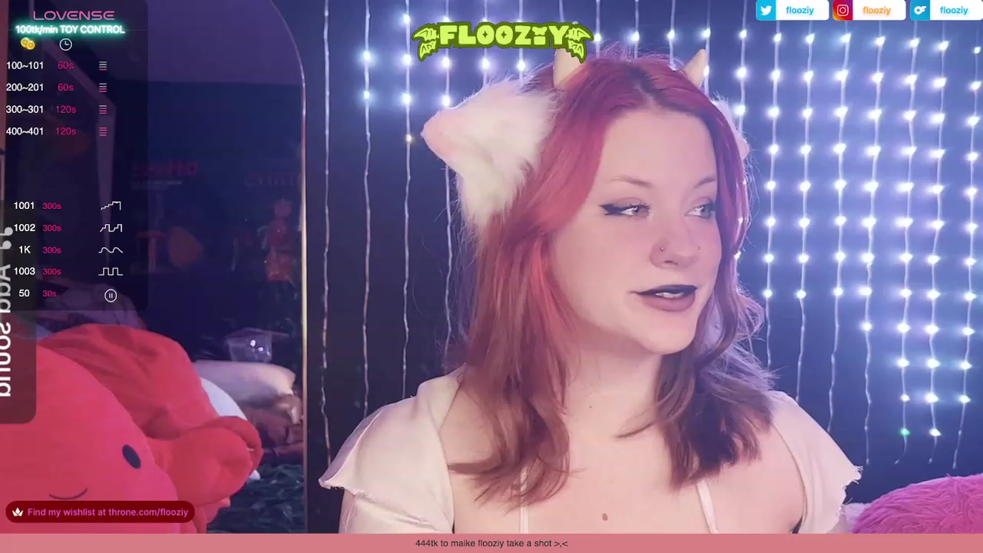 Gallery image thumbnail from flooziy's myfreecams stream on, 10/31/2023, 01:40 image 2 of 20