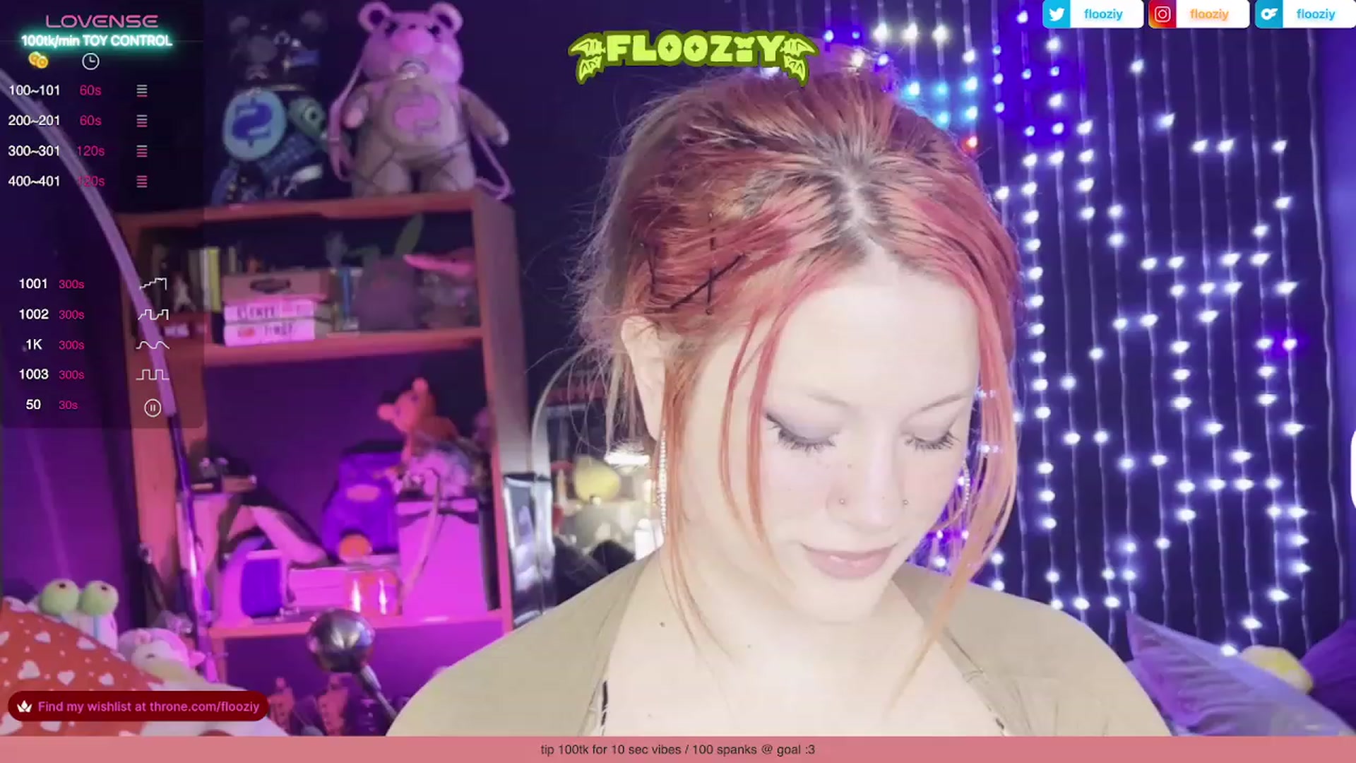 Gallery image thumbnail from flooziy's myfreecams stream on, 11/12/2023, 06:45 image 7 of 20