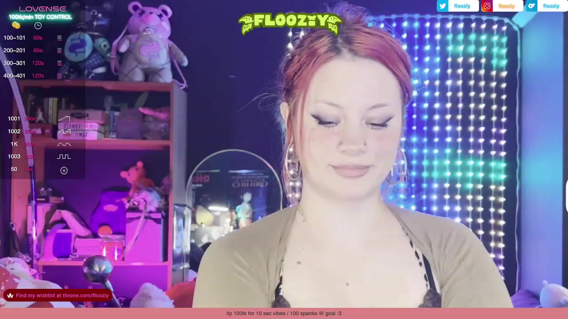 Gallery image thumbnail from flooziy's myfreecams stream on, 11/12/2023, 08:05 image 15 of 20