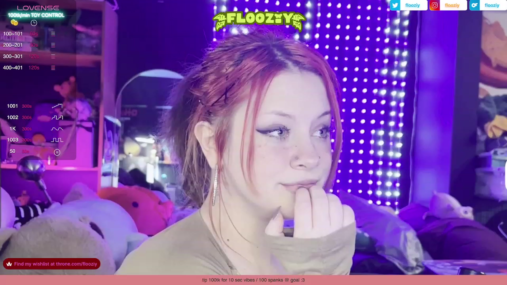 Gallery image thumbnail from flooziy's myfreecams stream on, 11/12/2023, 08:05 image 12 of 20