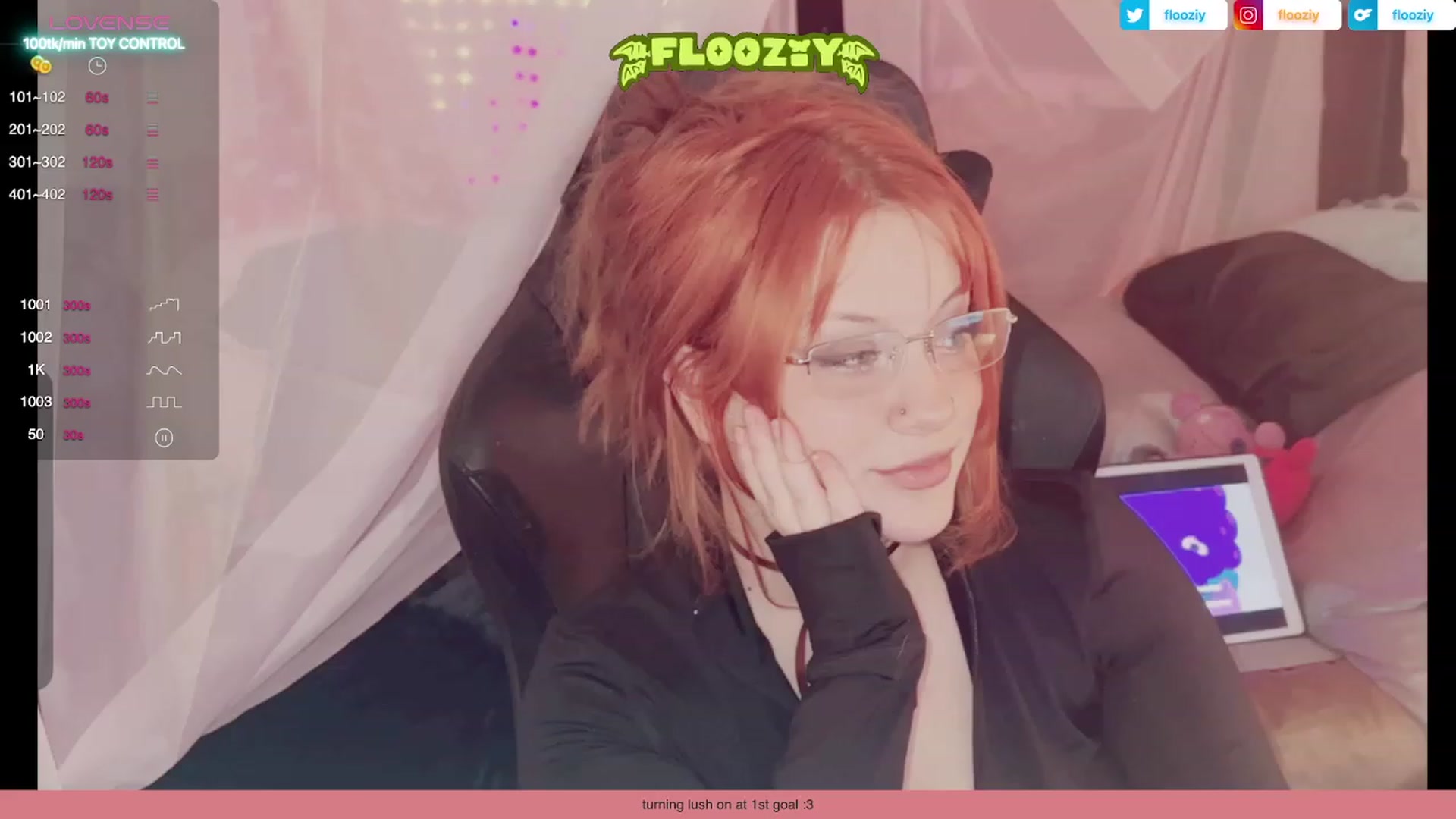Gallery image thumbnail from flooziy's myfreecams stream on, 11/29/2023, 04:10 image 8 of 20