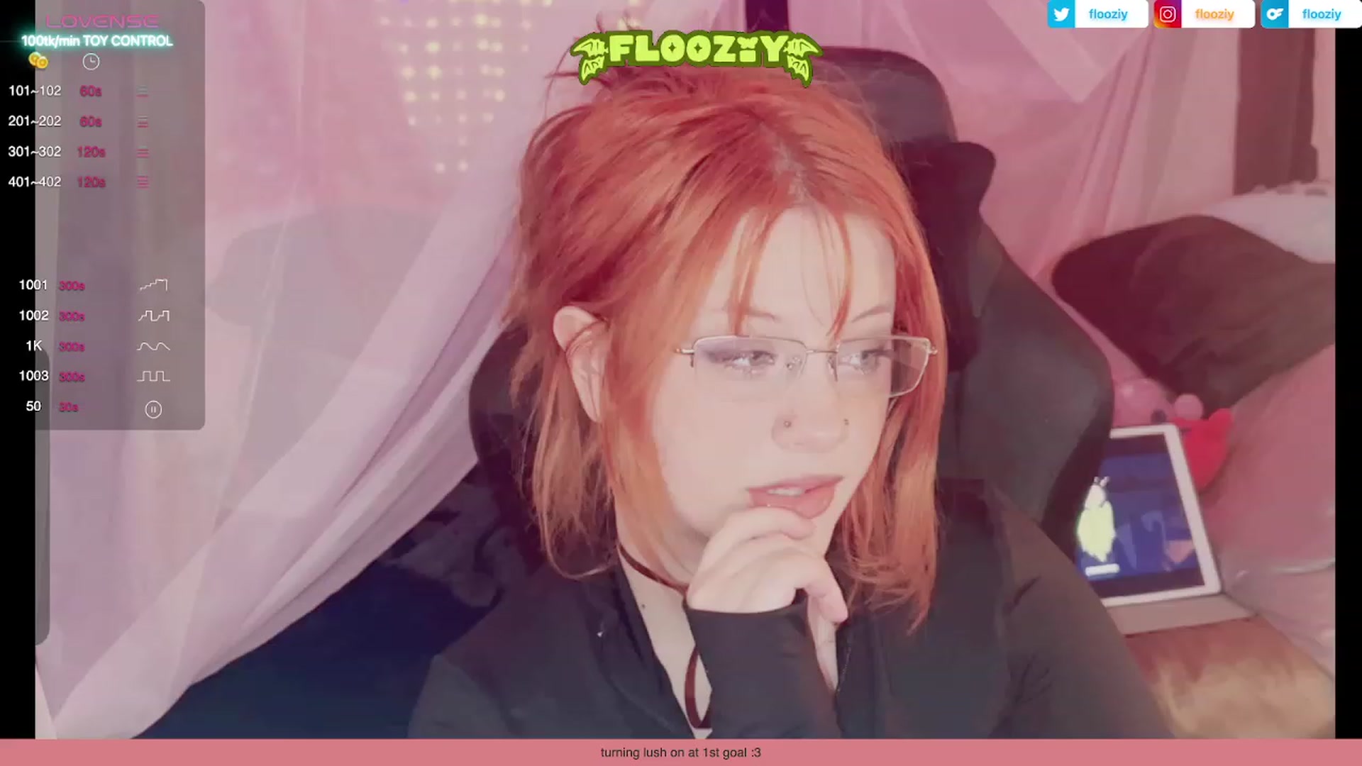 Gallery image thumbnail from flooziy's myfreecams stream on, 11/29/2023, 04:10 image 6 of 20