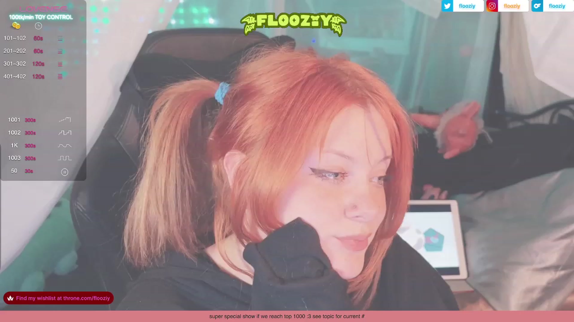 Gallery image thumbnail from flooziy's myfreecams stream on, 12/01/2023, 07:50 image 1 of 20