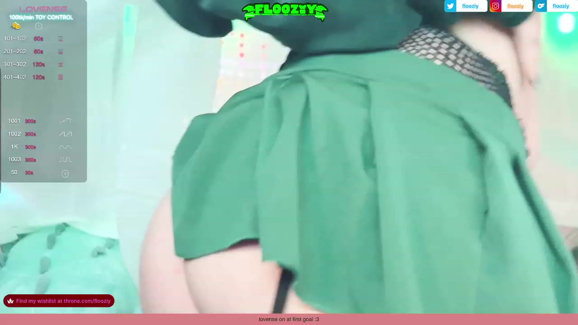 Gallery image thumbnail from flooziy's myfreecams stream on, 12/12/2023, 02:50 image 16 of 20