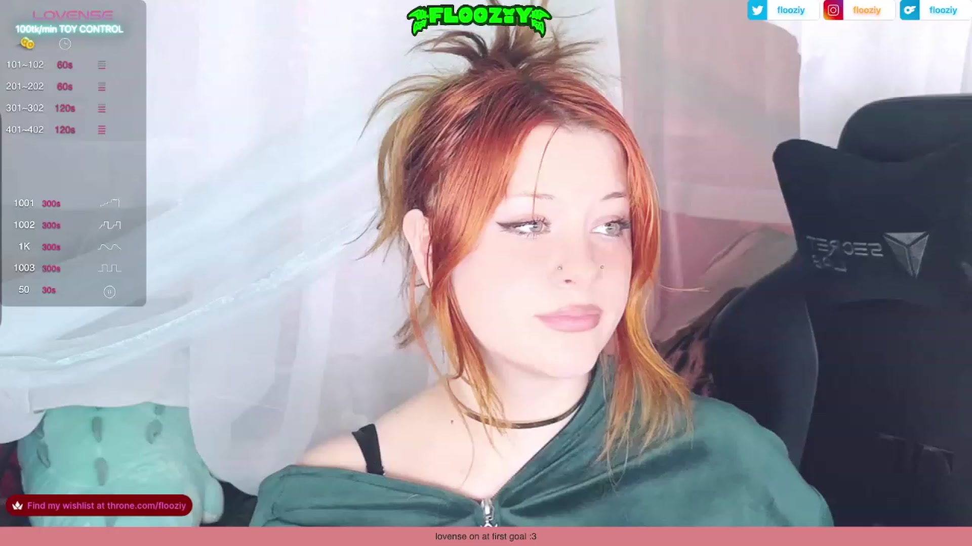 Gallery image thumbnail from flooziy's myfreecams stream on, 12/12/2023, 02:50 image 13 of 20