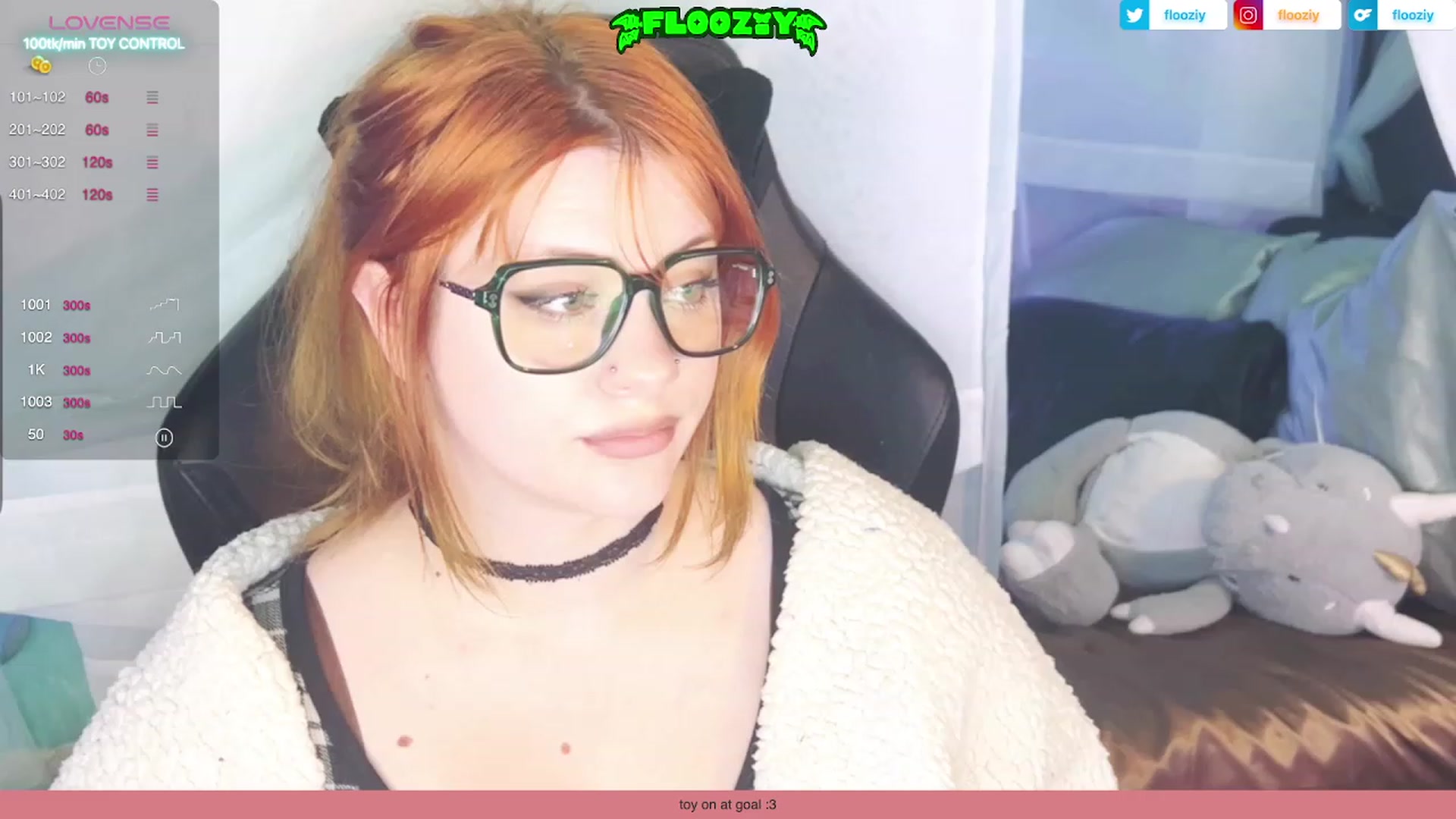 Gallery image thumbnail from flooziy's myfreecams stream on, 12/13/2023, 11:02 image 13 of 20