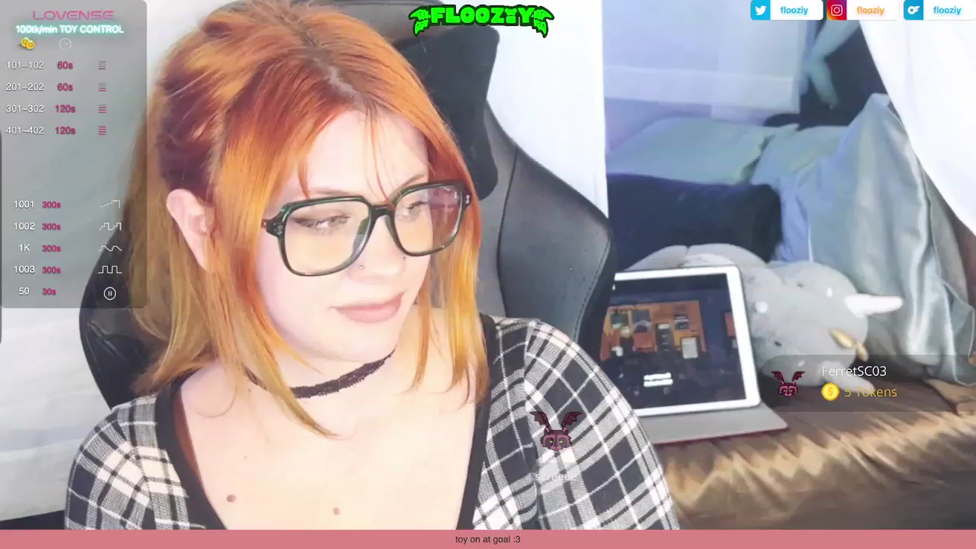 Gallery image thumbnail from flooziy's myfreecams stream on, 12/13/2023, 11:02 image 16 of 20