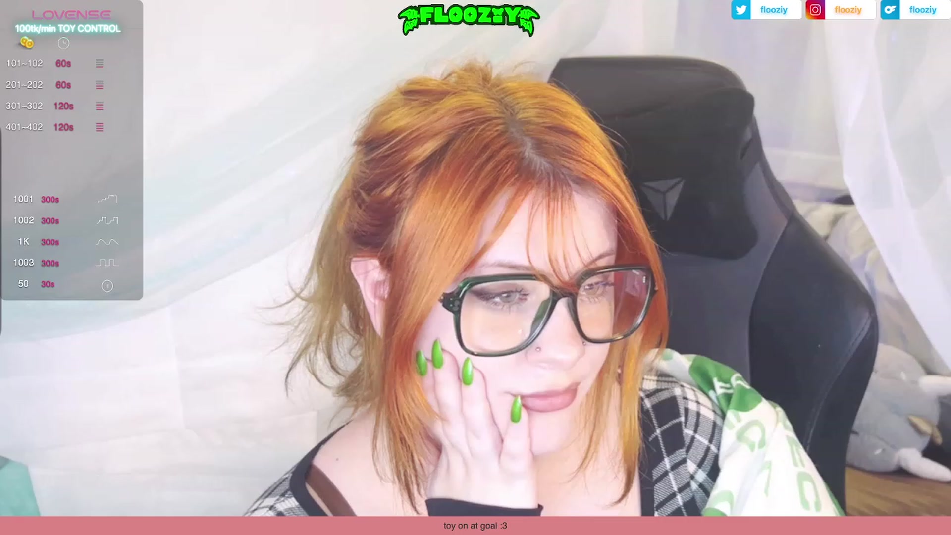 Gallery image thumbnail from flooziy's myfreecams stream on, 12/13/2023, 11:02 image 3 of 20