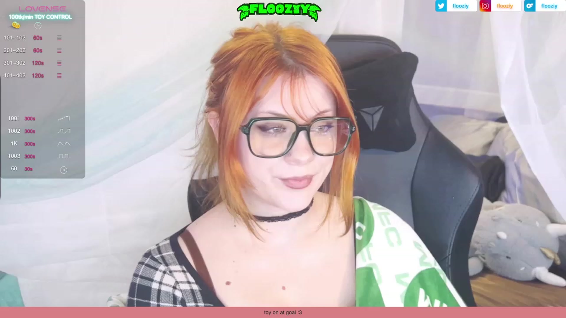 Gallery image thumbnail from flooziy's myfreecams stream on, 12/13/2023, 11:02 image 2 of 20