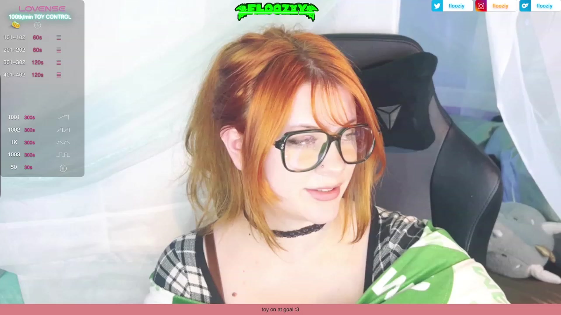 Gallery image thumbnail from flooziy's myfreecams stream on, 12/13/2023, 11:02 image 7 of 20