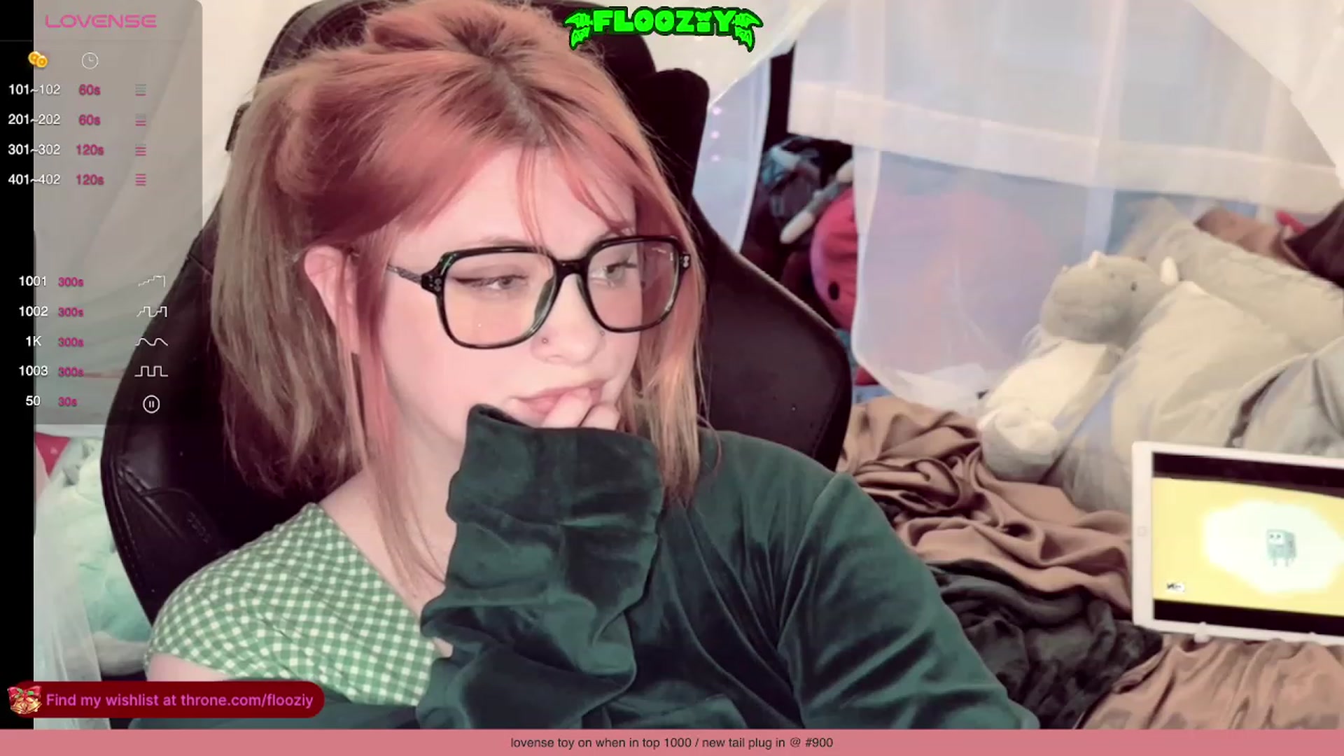 Gallery image thumbnail from flooziy's myfreecams stream on, 12/23/2023, 06:45 image 9 of 20