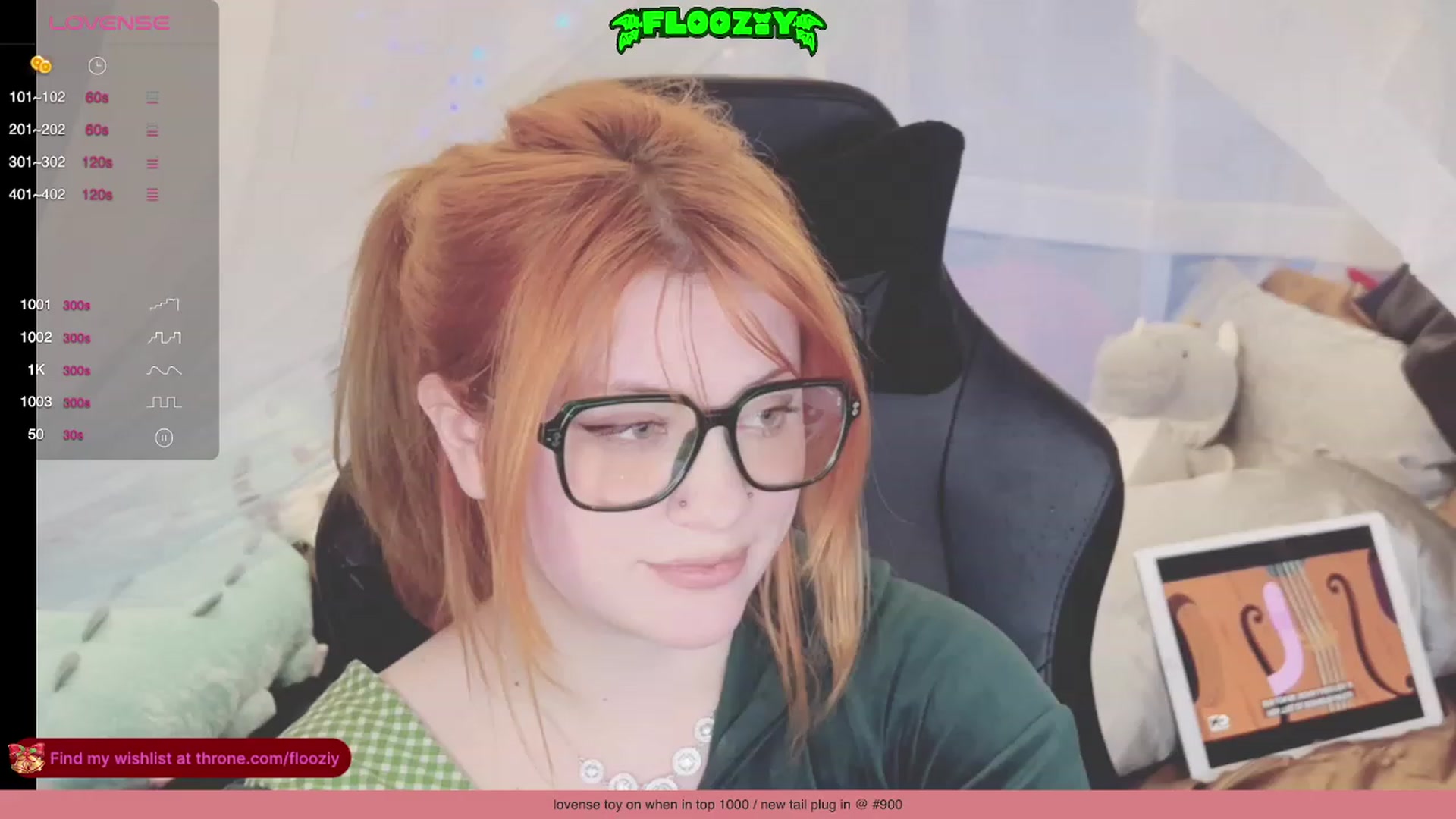 Gallery image thumbnail from flooziy's myfreecams stream on, 12/23/2023, 08:11 image 18 of 20