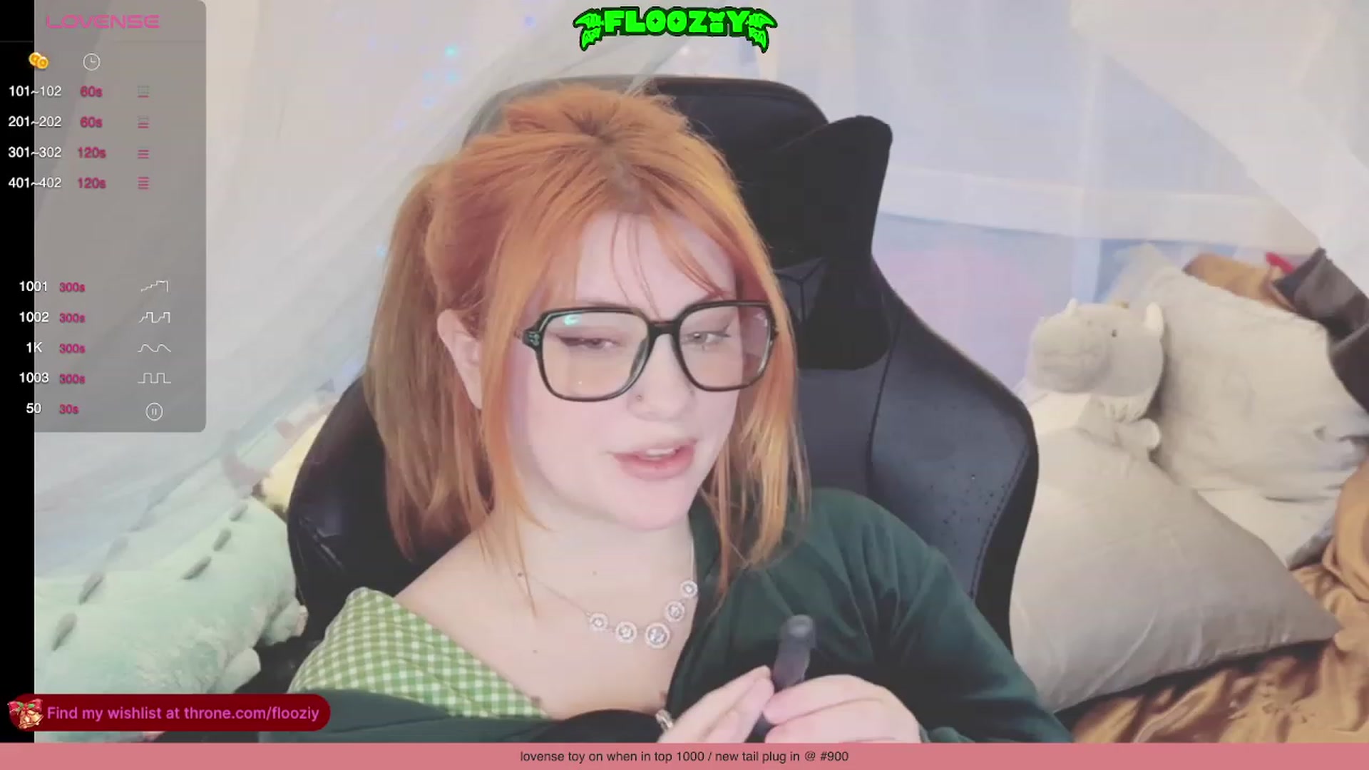 Gallery image thumbnail from flooziy's myfreecams stream on, 12/23/2023, 08:11 image 17 of 20