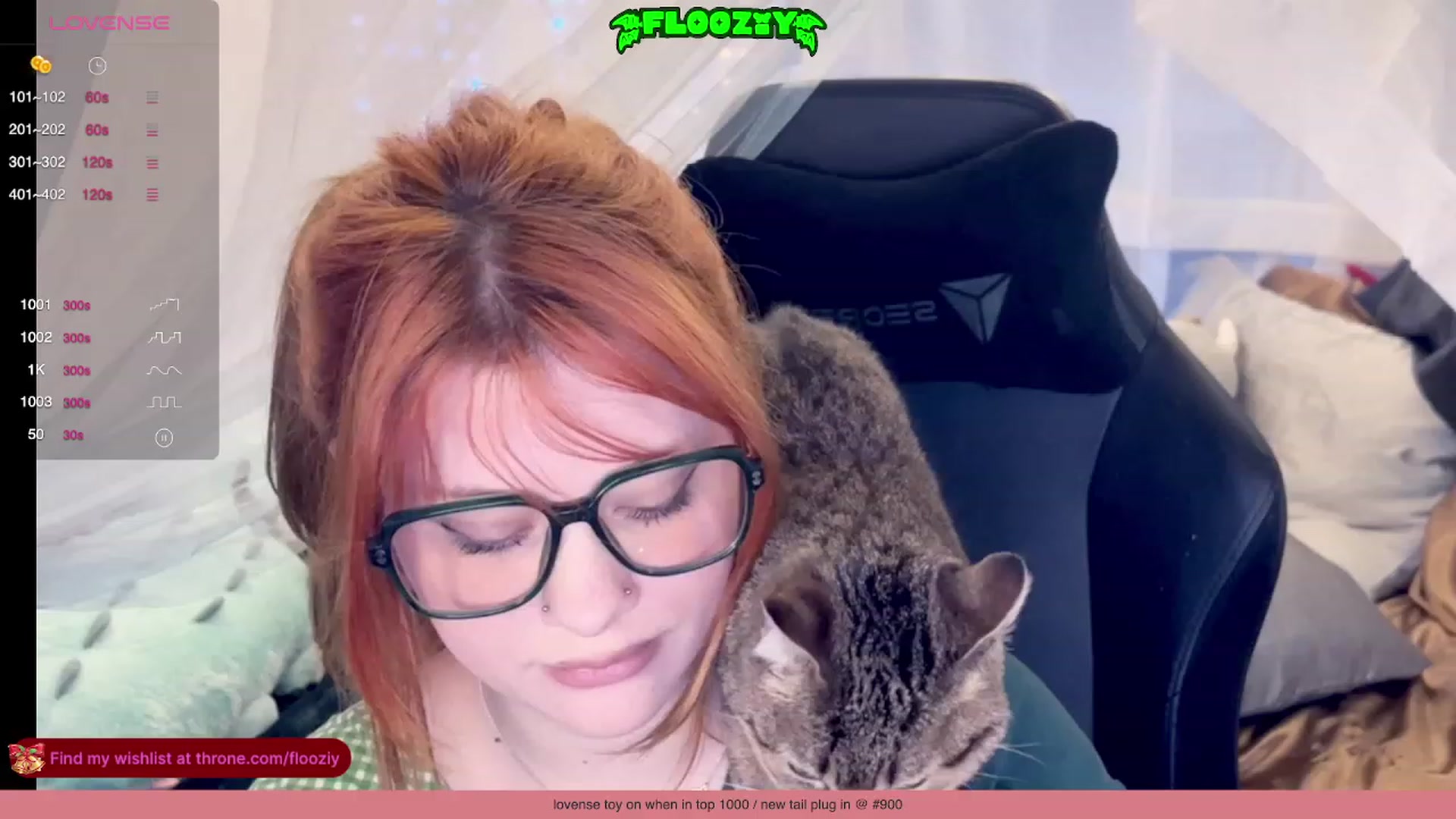 Gallery image thumbnail from flooziy's myfreecams stream on, 12/23/2023, 08:11 image 11 of 20