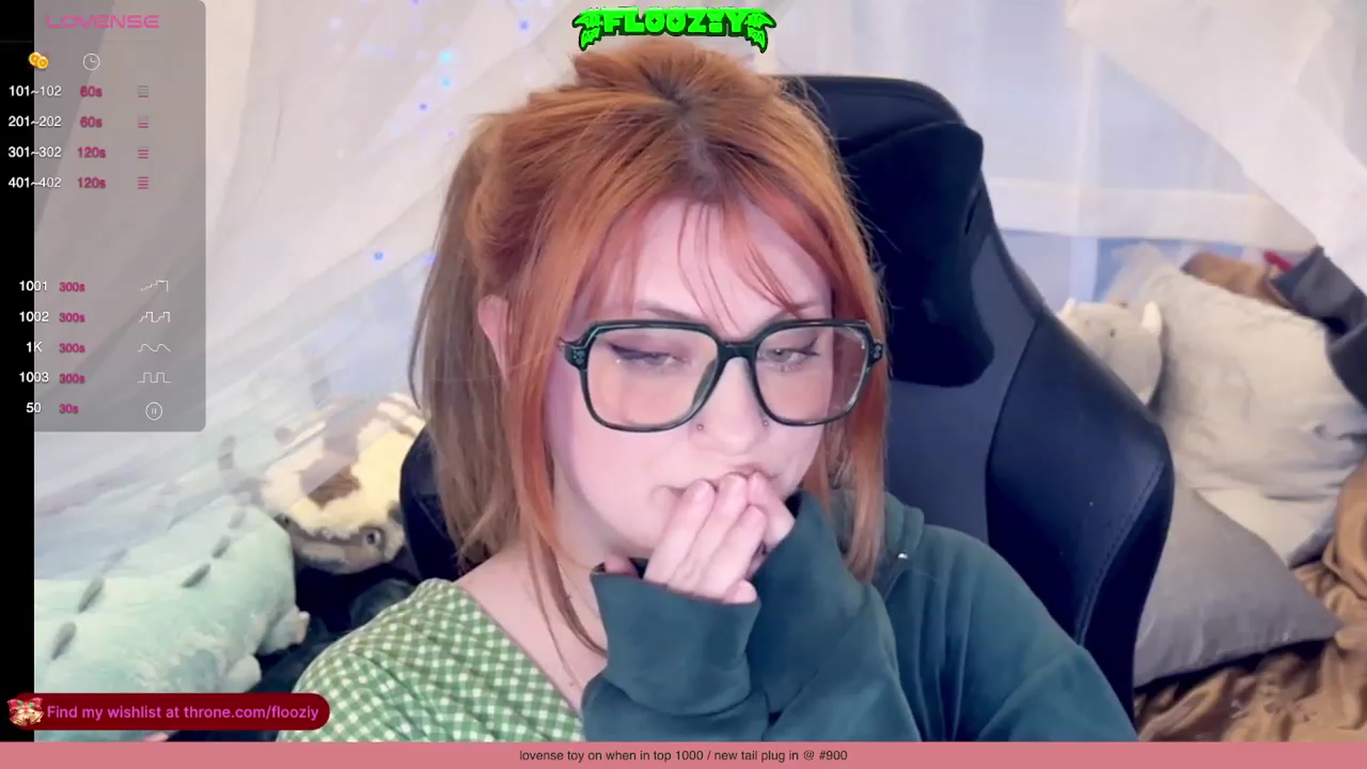 Gallery image thumbnail from flooziy's myfreecams stream on, 12/23/2023, 08:11 image 9 of 20