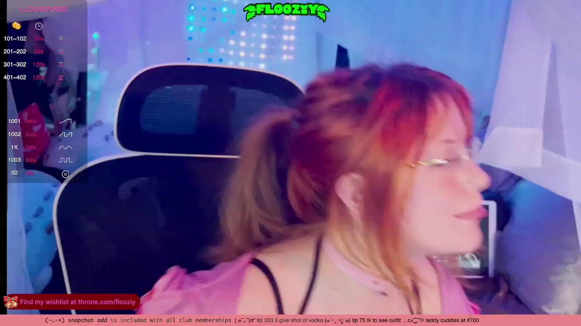 Gallery image thumbnail from flooziy's myfreecams stream on, 12/29/2023, 07:30 image 14 of 20