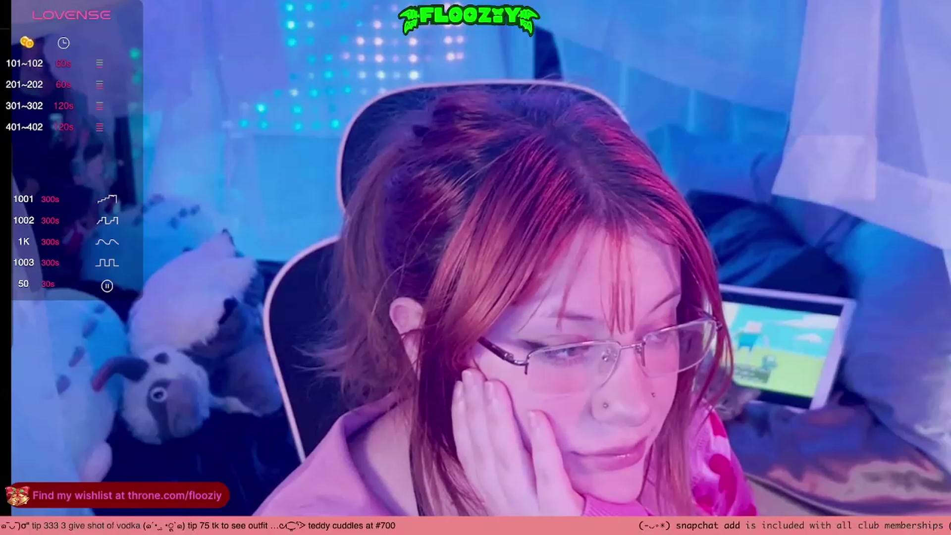 Gallery image thumbnail from flooziy's myfreecams stream on, 12/29/2023, 09:48 image 7 of 20