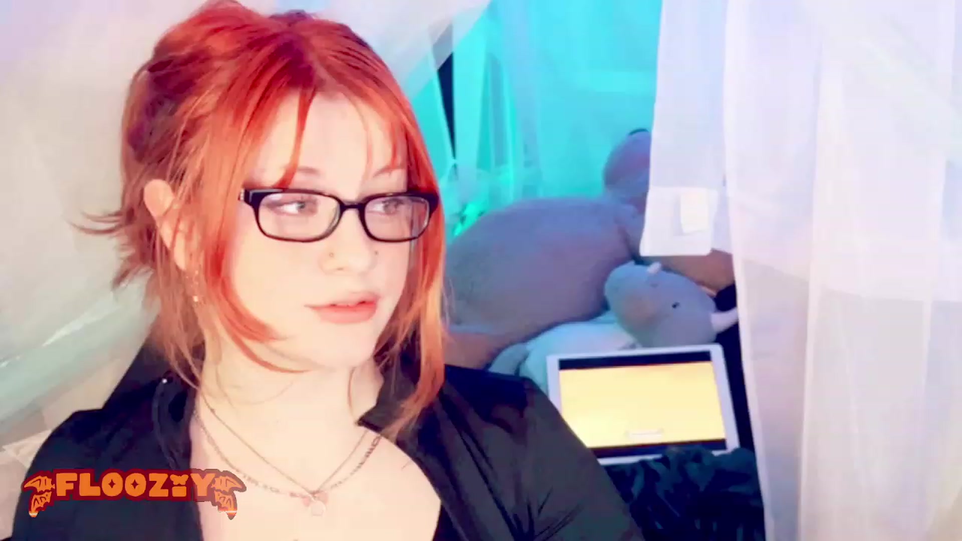 Gallery image thumbnail from flooziy's myfreecams stream on, 01/10/2024, 05:48 image 20 of 20
