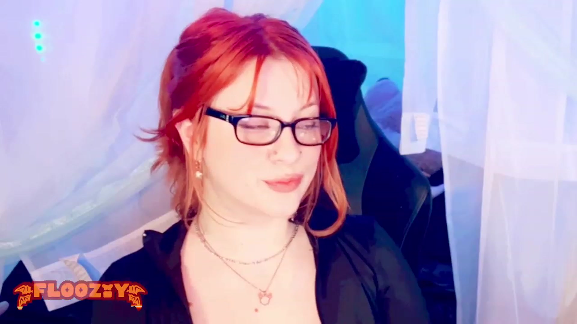 Gallery image thumbnail from flooziy's myfreecams stream on, 01/10/2024, 05:48 image 15 of 20