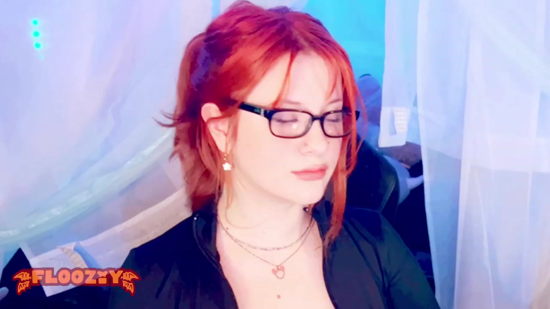 Gallery image thumbnail from flooziy's myfreecams stream on, 01/10/2024, 05:48 image 6 of 20
