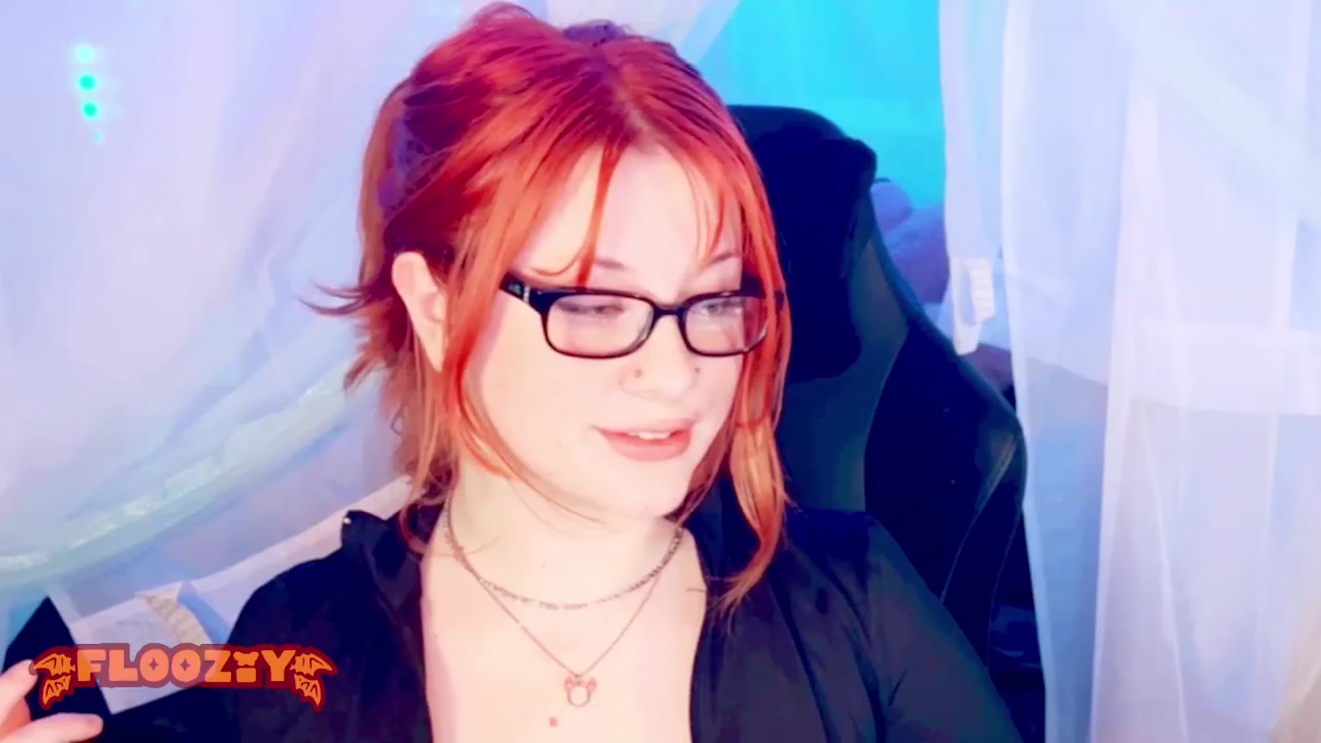 Gallery image thumbnail from flooziy's myfreecams stream on, 01/10/2024, 05:48 image 16 of 20