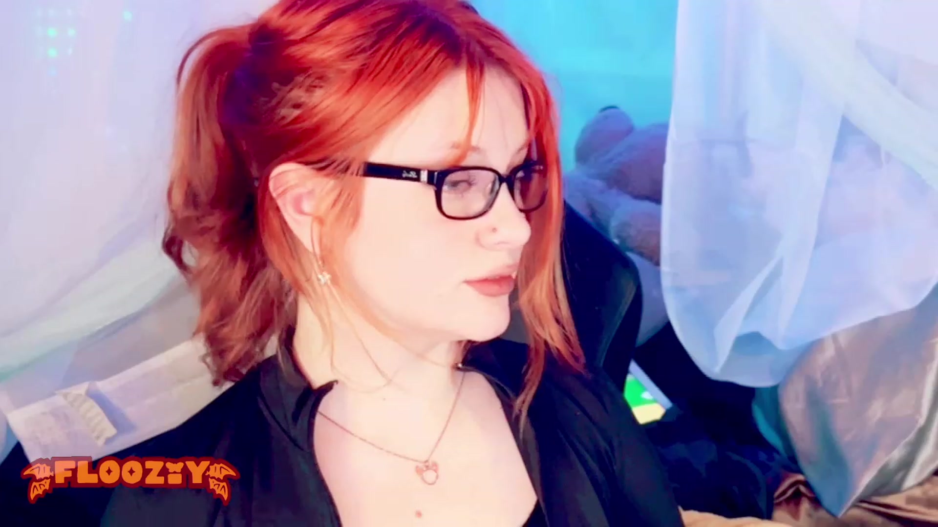 Gallery image thumbnail from flooziy's myfreecams stream on, 01/10/2024, 07:20 image 17 of 20