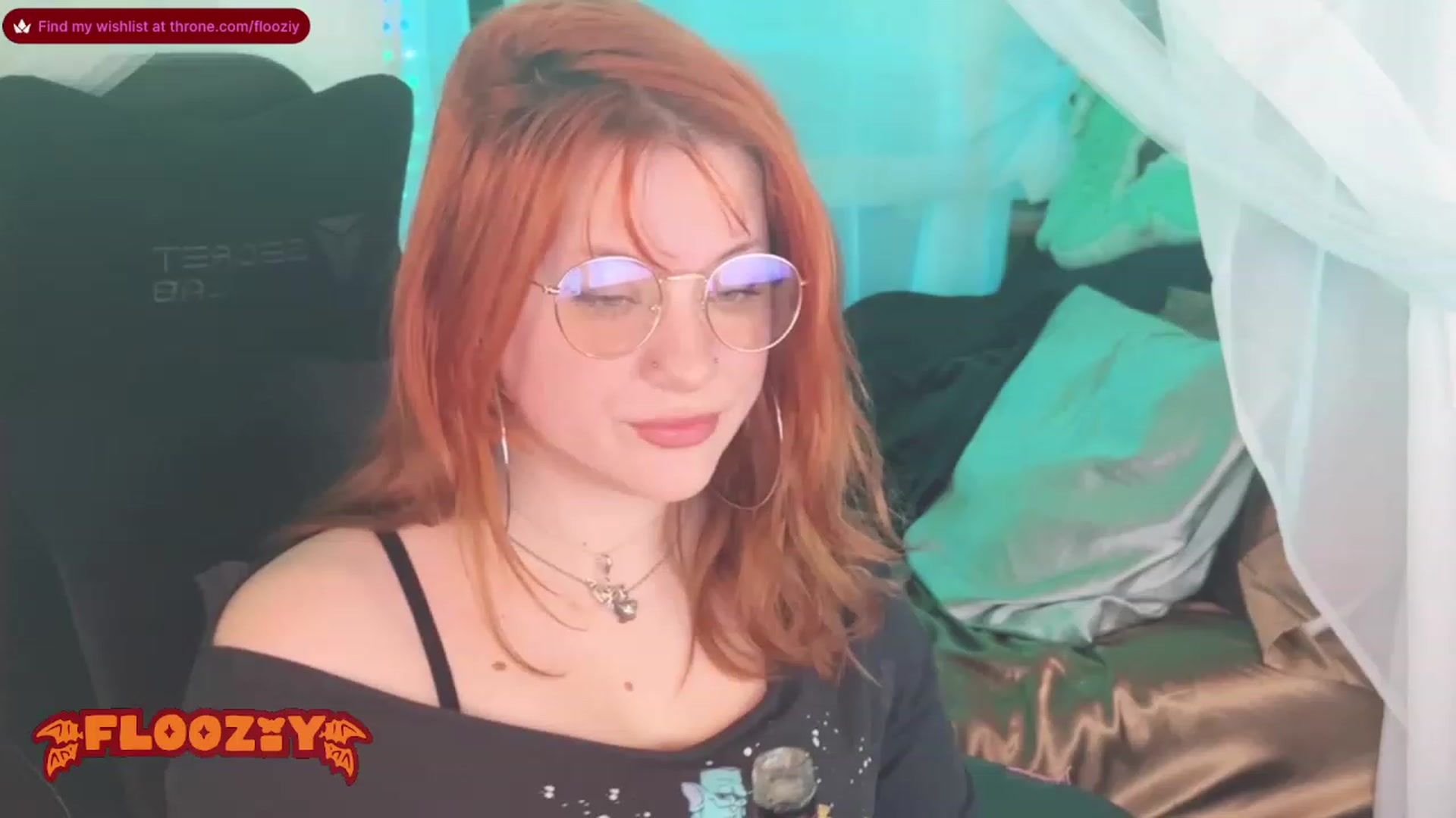 Gallery image thumbnail from flooziy's myfreecams stream on, 01/15/2024, 05:32 image 6 of 20