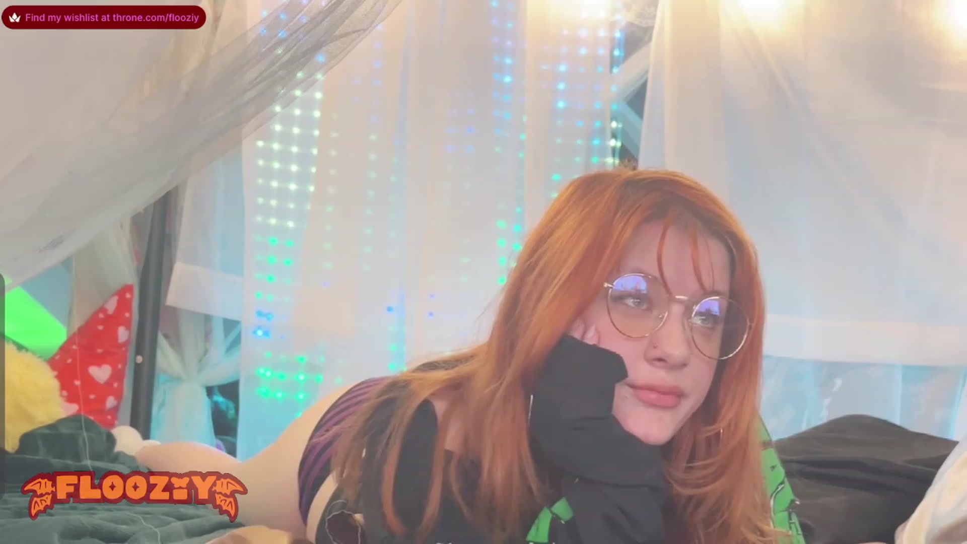 Gallery image thumbnail from flooziy's myfreecams stream on, 01/15/2024, 05:32 image 16 of 20