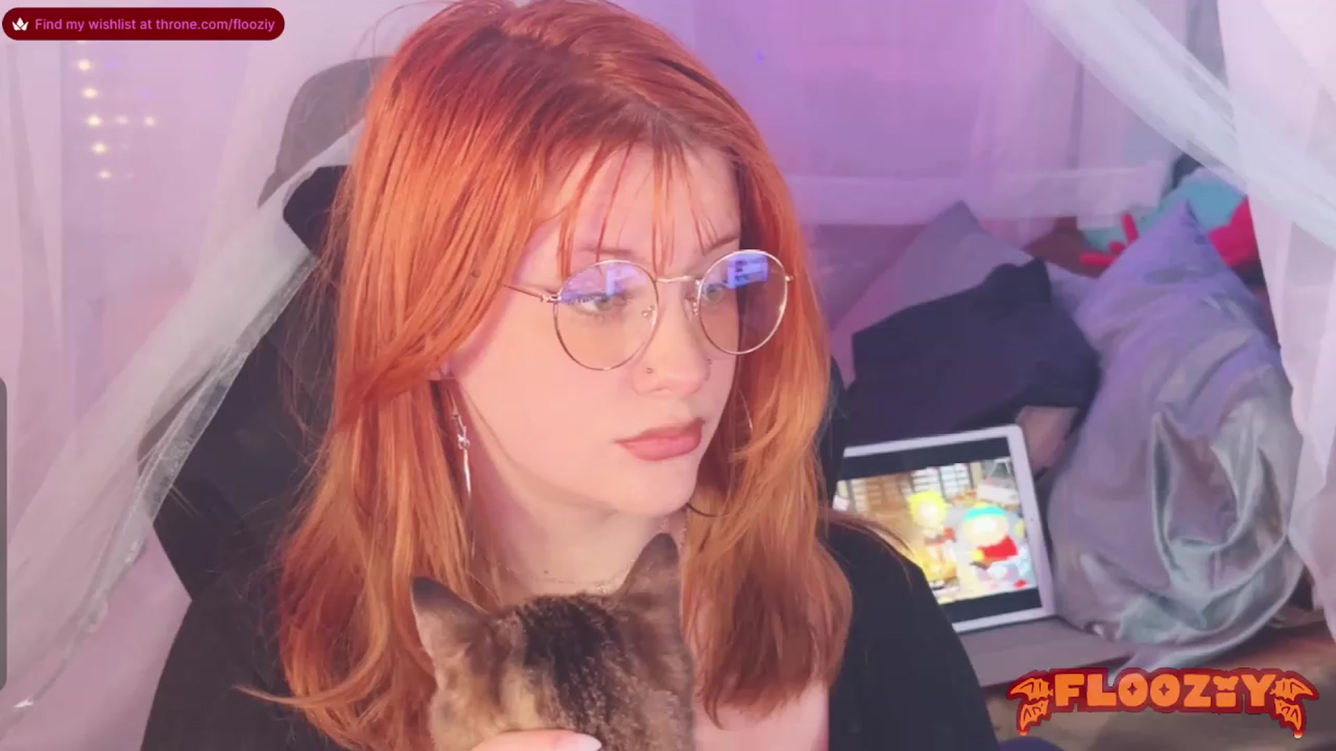 Gallery image thumbnail from flooziy's myfreecams stream on, 01/16/2024, 07:03 image 12 of 20